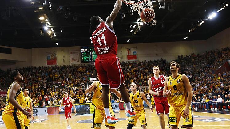 Nach dem 77:62-Sieg in der Bundesliga am 23. Dezember müssen die Brose Baskets nun auch im Pokal in der MHP-Arena antreten. Foto: Archiv