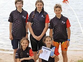 Das Kinder-Team mit (hinten, v. l.) Willi Dippold, Emely Masel, Caspar Schweens sowie (vorne, v. l.) Jule Masel und Ella Dippold. Fotos: privat