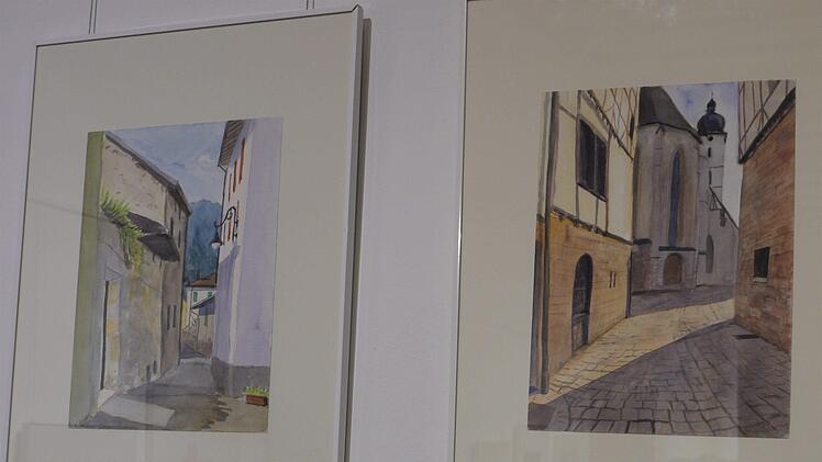 Gasseneinblicke in Italien und an der Martinskirche in Forchheim  Foto: mw