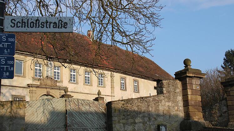 Das Schloss in Ebenhausen - ein interessantes Fotomotiv. Foto: Martina Straub