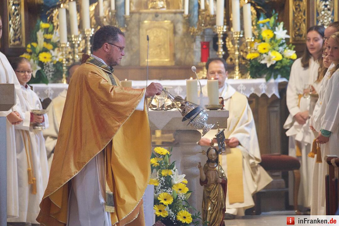 Nach einjähriger Kirchensanierung: Hannberg feiert die Wiedereröffnung der Wehrkirche der Pfarrei Geburt Mariens Hannberg
