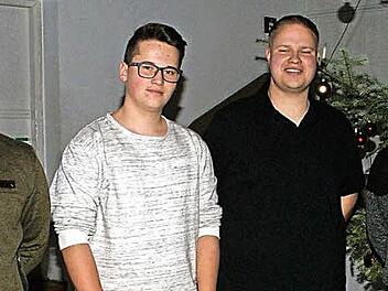 Bei der Jahresversammlung des Fischer- und Anglervereins Eltmann wurden die neuen Anglerkönige gekürt. Unser Bild zeigt von links den Drittplatzierten Andreas Heinrich, Jugendkönig Dustin Zehner, Anglerkönig Florian Zimmermann und den Zweitplatzierten David Reuther.  Foto: Sabine Weinbeer