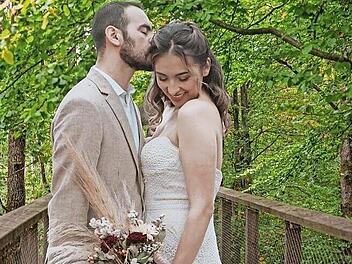 Heiraten auf dem Baumwipfelpfad? Ab diesem Sommer besteht die M&ouml;glichkeit dazu.