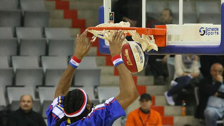 Am Dienstag waren die Harlem Globetrotters zu Gast in Coburg. Foto: Matthias Hoch