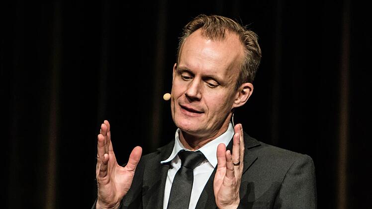 Impressionen von Max Uthoffs Coburg-Gastspiel im Kongresshaus.Foto: Jochen Berger