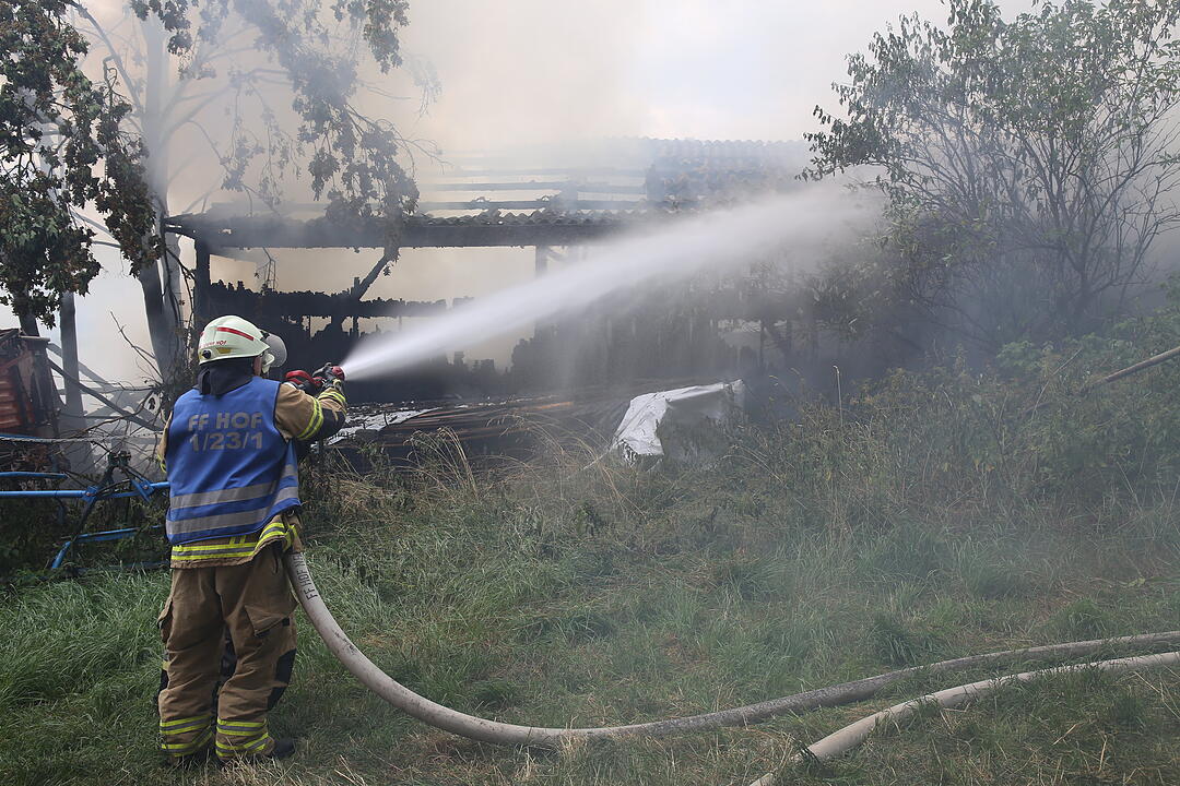 Brand auf Bauernhof in Unterkotzau
