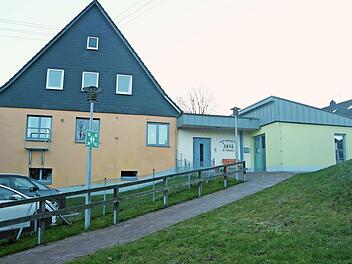 Der Gemeinde Steinbach am Wald liegen nun die F&ouml;rderzusagen f&uuml;r die beiden Kitas in Windheim (im Bild) und in Buchbach vor, nachdem bis dato &bdquo;lediglich&ldquo; der vorzeitige Ma&szlig;nahmenbeginn genehmigt worden war.