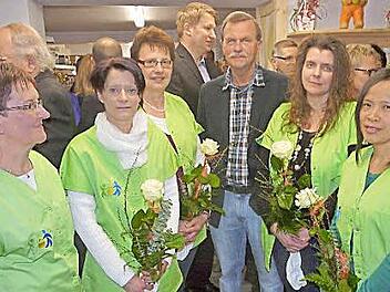 Das Verkaufsteam mit Vorstandsvorsitzendem Wolfgang Rieger (Mitte).