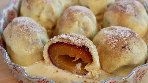 Gebackene Zwetschgenknödel