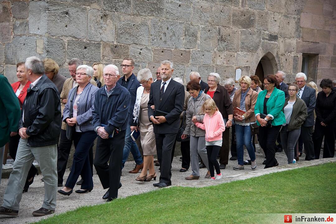 Nach einjähriger Kirchensanierung: Hannberg feiert die Wiedereröffnung der Wehrkirche der Pfarrei Geburt Mariens Hannberg