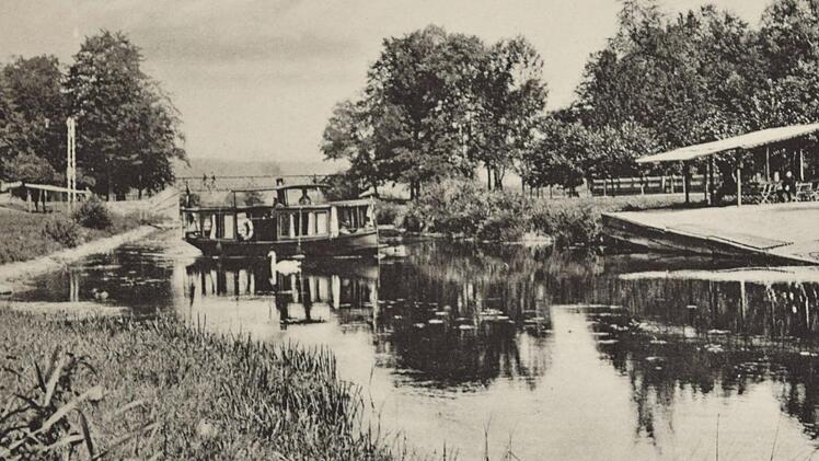 Frühe Saale-Schifffahrt. Foto: K. Bambach