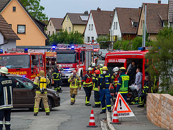 In Grub am Forst geriet der Keller eines Wohnhauses in Brand.