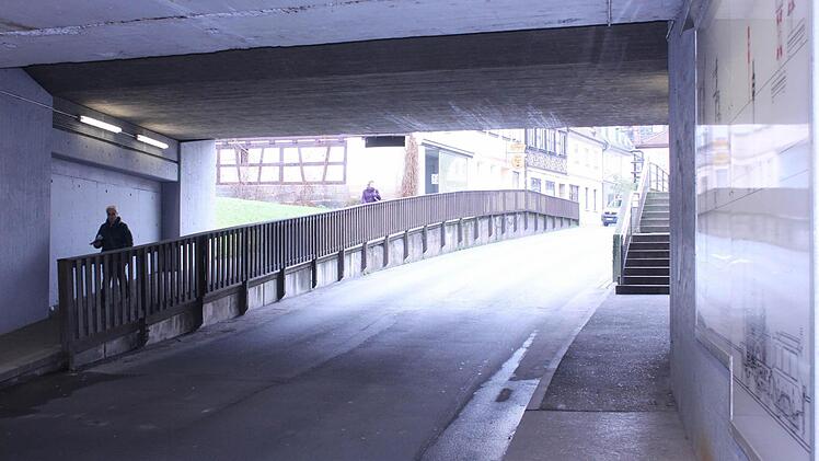 Neun Monate wird die Coburger Unterführung für Autos geschlossen sein. Foto: Ramona Popp