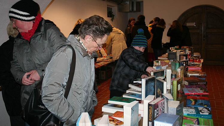 Die Buchausstellung war ein Anziehungspunkt.