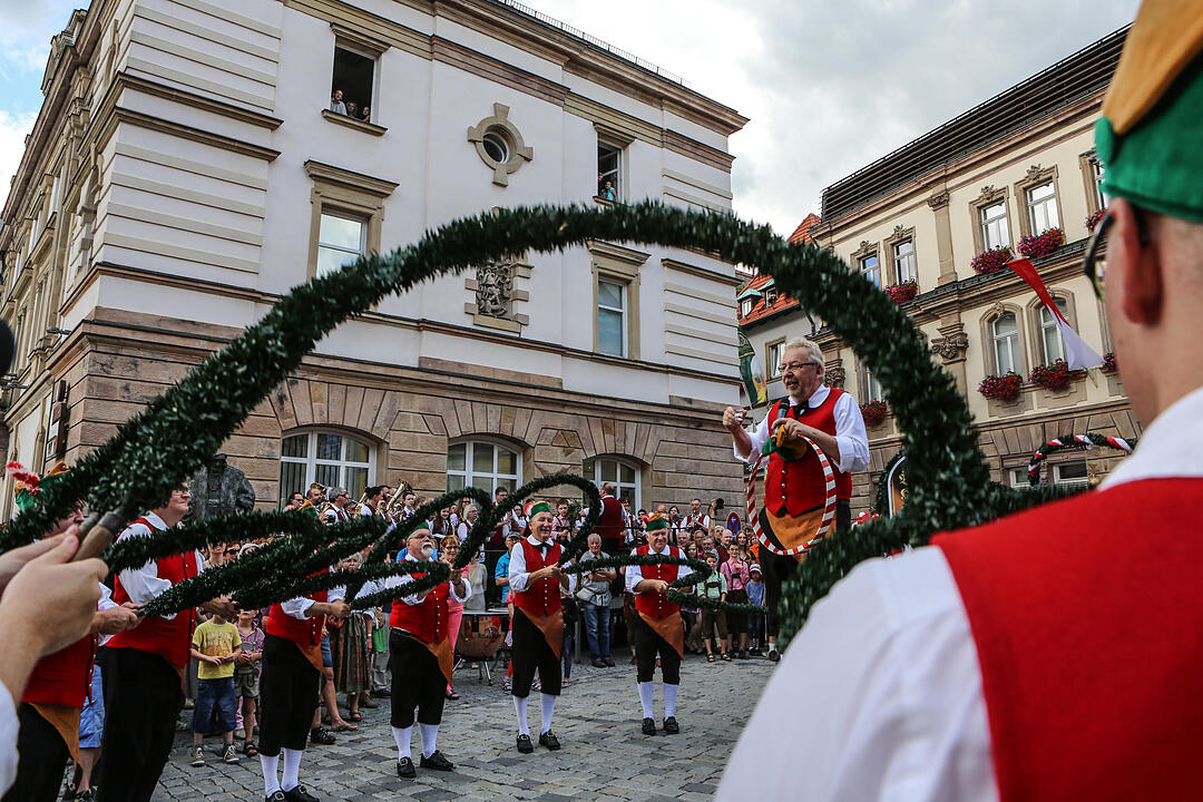 Eröffnung der Kulmbacher Bierwoche mit Büttnertanz und Bieranstich; Foto: Barbara Herbst