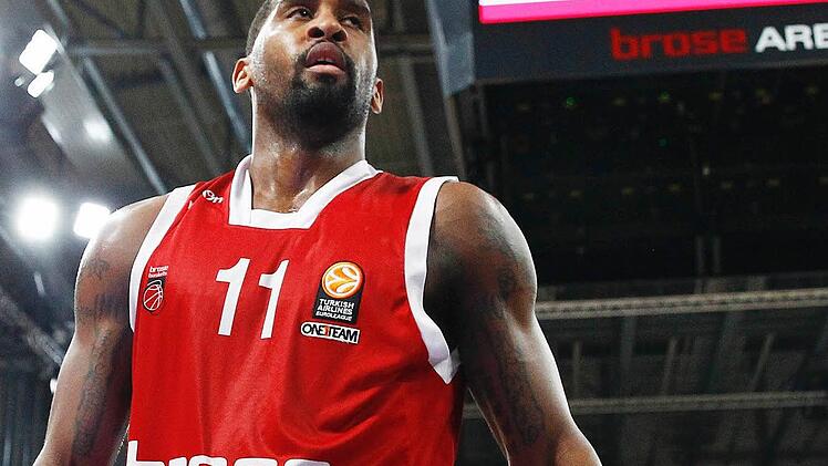 Brad Wanamaker - der wertvollste Spieler und der beste Offensiv-Akteur der Liga - lässt die Muskeln spielen. Foto: Daniel Löb