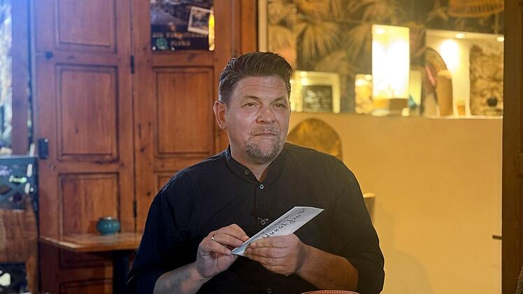 In Marrakesch wartet eine w&uuml;rzige Suppe auf Tim M&auml;lzer.