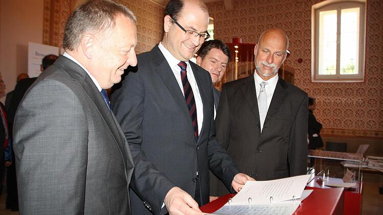 Impressionen von der Ausstellungseröffnung. Foto: Ralf Ruppert