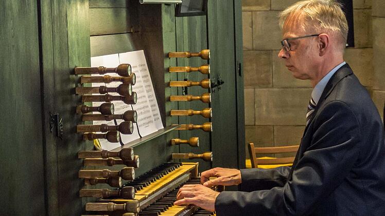 Peter Stenglein gestaltete ein Konzert an der Rohlf-Orgel von St. Augustin. Foto: Jochen Berger