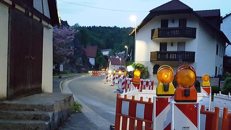Die Trubachtalstraße in Obertrubach ist bis Juni eine Baustelle. Foto: Franz Galster