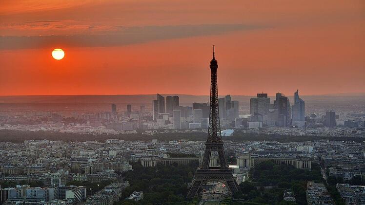 Die französische Hauptstadt wurde von einer heftigen Explosion heimgesucht. Warum es in Paris zu diesem Vorfall kam ist nicht bekannt. Symbolfoto: pixabay.com / Free-Photos