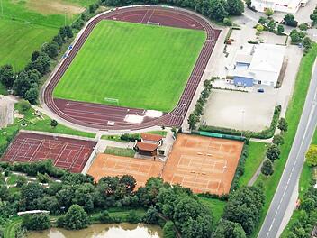 In die Jahre gekommen: die Sportanlage in Burgebrach  Archivfoto: Elke Peger