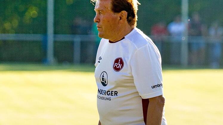 Steff Reisch, war 1961 deutscher Meister und 1962 Pokalsieger mit dem Club. Er wird im November 77 Jahre. Foto: Hartmut Klamm