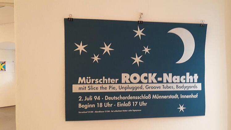 Die Plakate von Peter Hina sind noch bis 17. Oktober zu bewundern. Foto: Hartmut Hessel