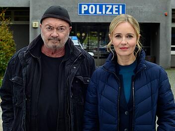 Ein starkes Team Sie lösen am 25. Oktober ihren 100. Fall: Florian Martens und Stefani Stappensteck sind im ZDF "Ein starkes Team".