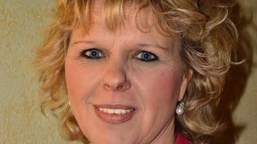 Eine Frau steht künftig an der Spitze von Kleinlangheim: Gerlinde Stier (FW) konnte sich mit 54,5 Prozent gegen Dieter Brunner (CSU) mit 45,5 Prozent durchsetzen. Amtsinhaber war Roland Lewandowski, der nicht mehr kandidierte.Foto: privat