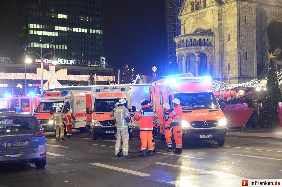 Möglicher Anschlag mit Lastwagen auf Berliner Weihnachtsmarkt