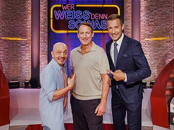 "Ich war ja schon ein paarmal eingeladen, und jetzt darf ich immer kommen: Das finde ich super", formuliert Wotan Wilke M&ouml;hring mit Blick auf sein neues Engagement bei "Wer wei&szlig; denn sowas?"