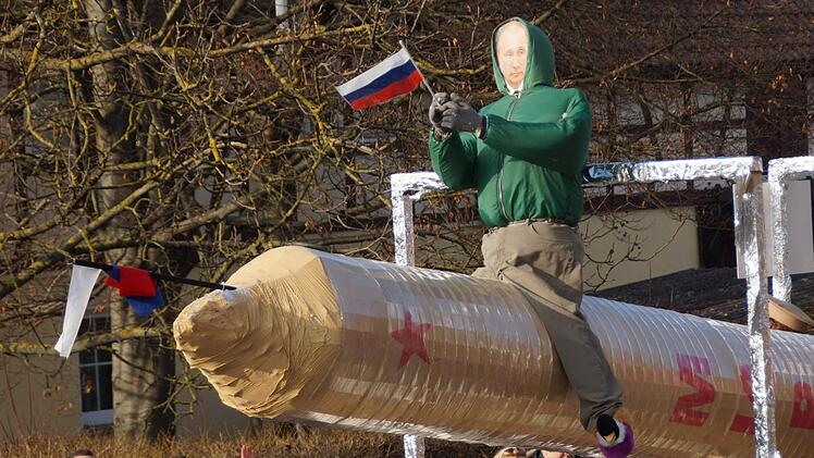 Der Pfeifenclub aus Ebing fuhr Wladimir Putin auf einer Rakete spazieren. Foto: Johannes Michel