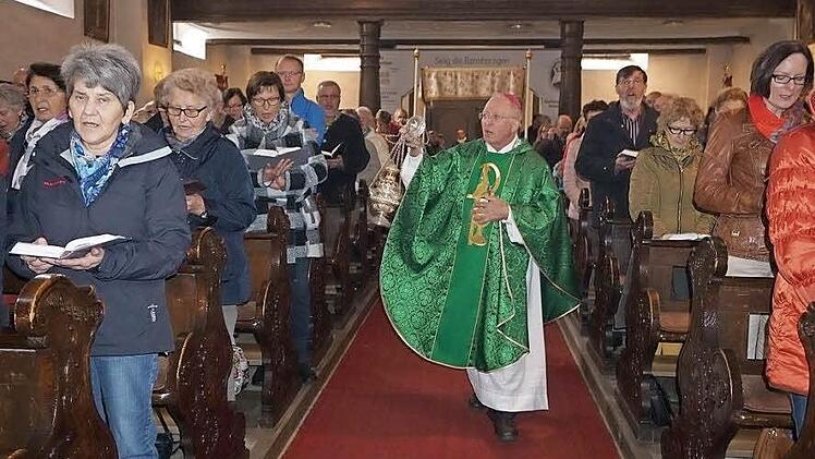 Eindruck von der Feierlichkeit zur Schließung der Heiligen Pforte.  Foto: Marion Eckert