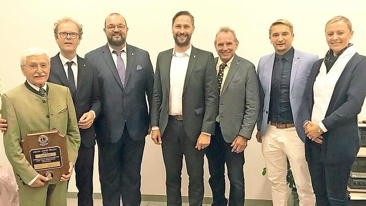 Kurt Benz, Präsident Florian Schille, Johannes Morhard, Christoph Bäumel, Walter Mackert, Michael und Stefanie Limmer (v. l.)  Foto: A. Thieret