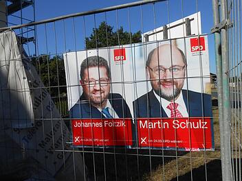 Ein Wahlplakat mit dem Konterfrei von Martin Schulz sorgt für Verwirrung.Foto: Katrin Geyer