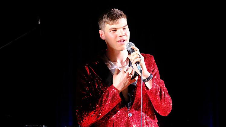 "Heuer habe ich mir extra für Hammelburg eine rote Glitterjacke zugelegt", sagte Drummer Vladimir.