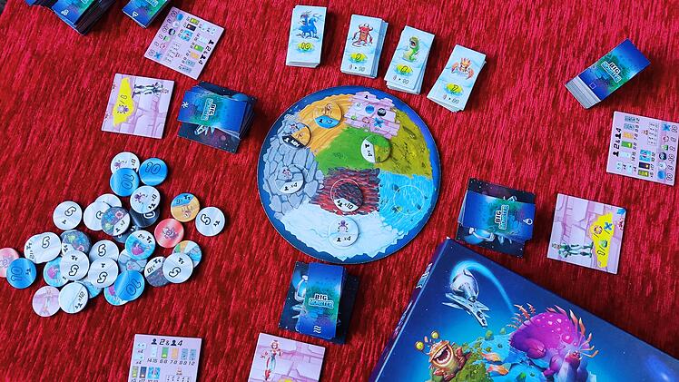 Big Monster im Test - familientaugliche Mischung aus Sammel-, Lege- und Drafting-Spiel