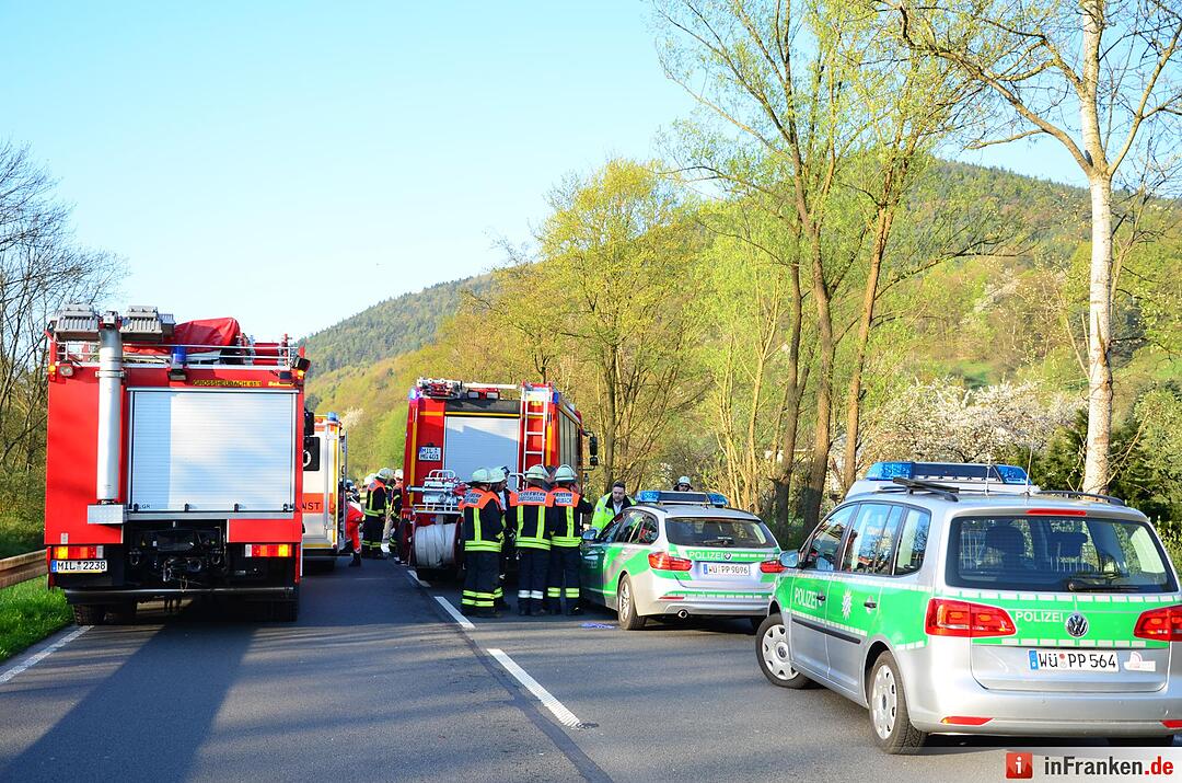 Miltenberg: Auto kollidiert mit Linenbus - ein Toter