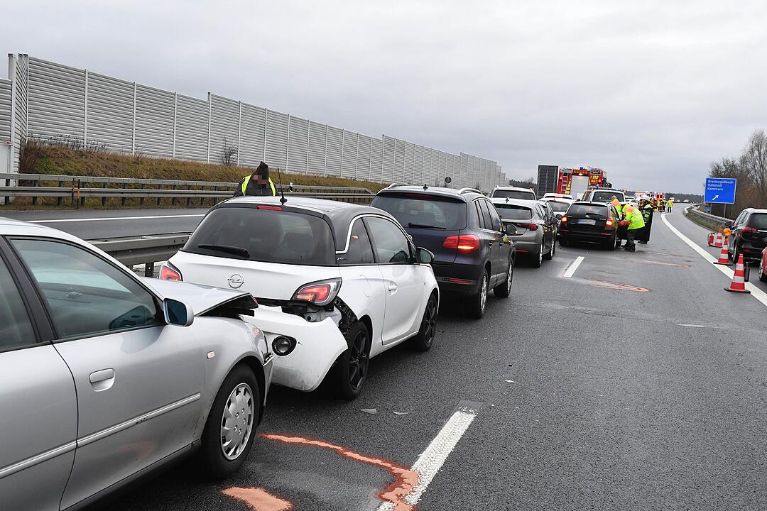 Massenunfall auf der A73 bei Breitengüßbach