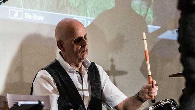 Wiederhören nach vier Jahren: Impressionen vom Coburg-Gastspiel der Band "Solid Ground".Foto: Jochen Berger