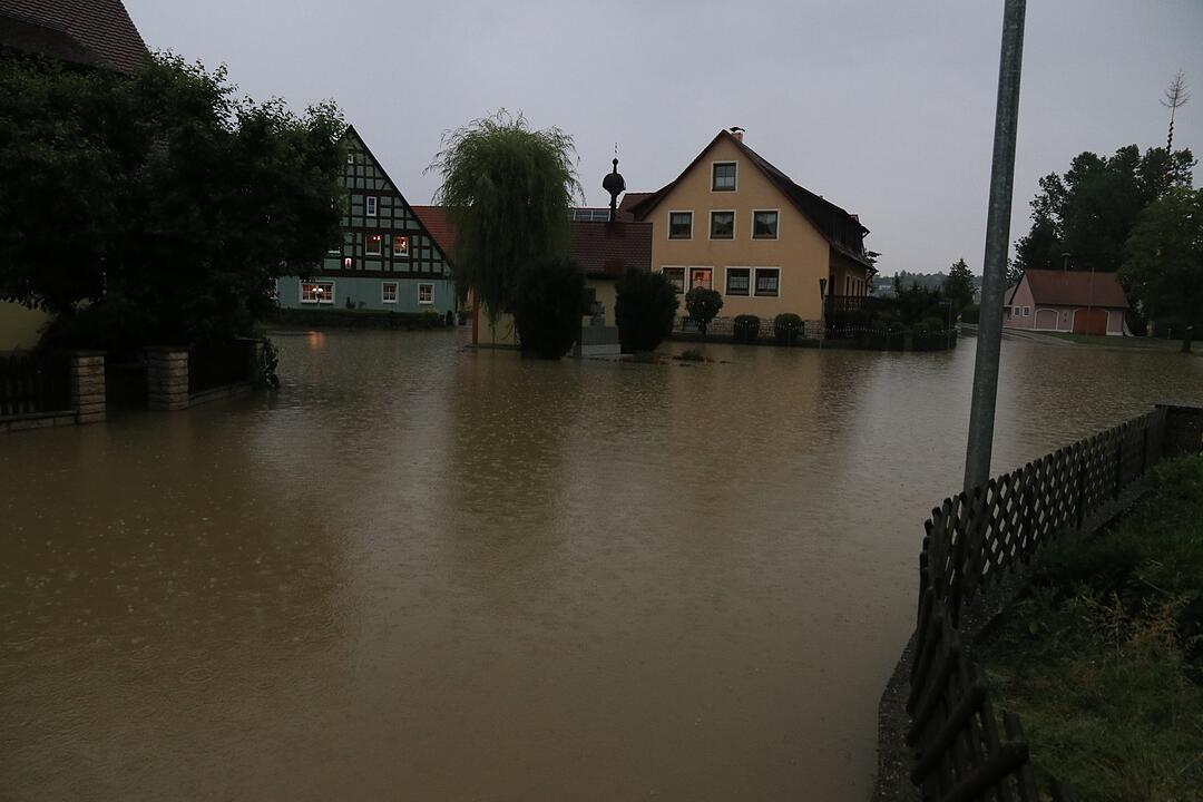 Gewitter: Wassermassen überfluten Landkreis Ansbach