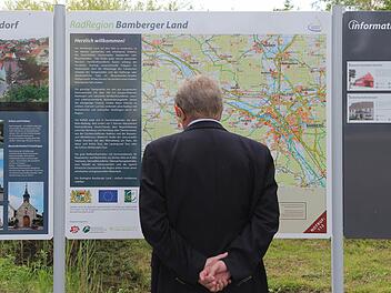 Fahrradtouristisch hat sich im Landkreis in den letzten Jahren bereits einiges getan (Das Bild entstand bei der Einweihung des Radlerrastplatzes im Mai 2013 in Priesendorf). Fahrradfreundlich soll es aber auch für die Einheimischen im täglichen Leben zugehen. Foto: Archiv/M. Gründel