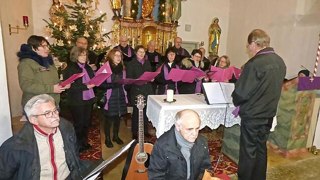 Auch die Singgruppe Obertrubach verzauberte die Zuh&ouml;rer in der K&uuml;hlenfelser Kirche.