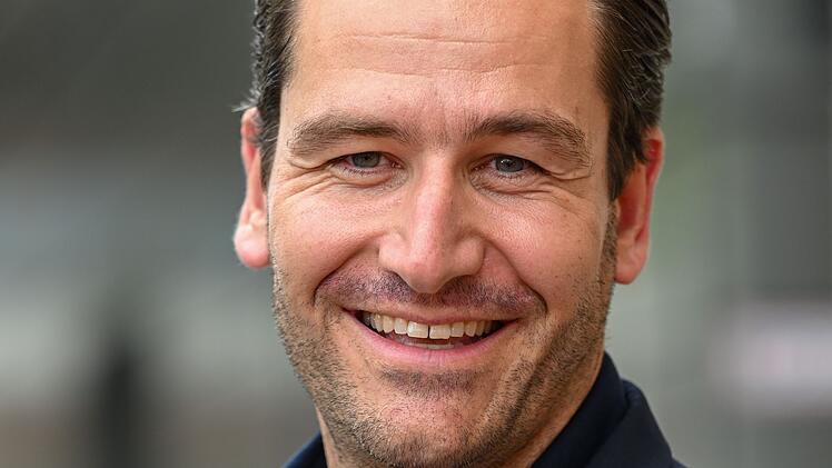 Michael Epp ist Vater einer achtjährigen Tochter. Über die großen Fragen des Vaterseins würde der Schauspieler gerne auf einer Pilgerreise nachdenken.