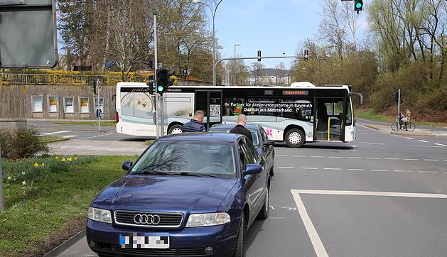 Unfall mit Stadtbus in Bayreuth