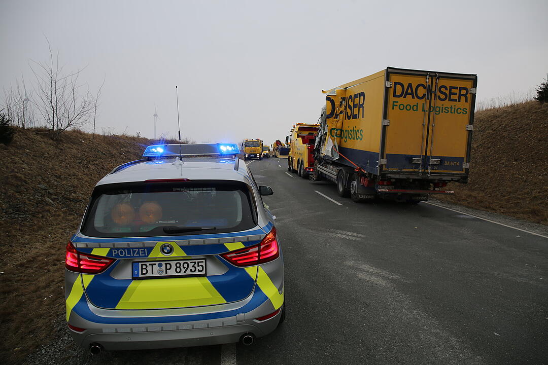 Schwerer Lkw-Unfall im Landkreis Hof