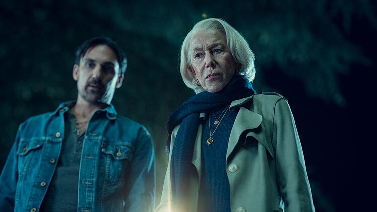 Der Pole Bogdan (Henry Lloyd Hughes) steht Elizabeth (Helen Mirren) und ihren drei Hobbyschnüfflern bei ihren Ermittlungen. Dass er selbst einiges Kriminelles auf dem Kerbholz hat, ist da nur von Nutzen.