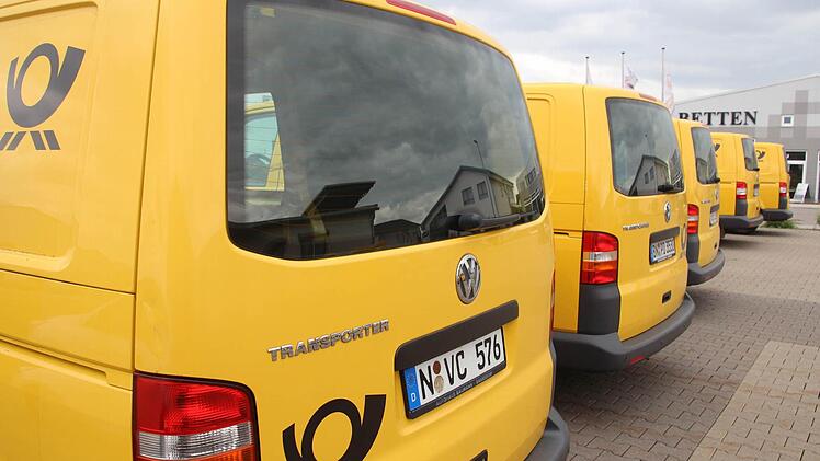 Von Streik noch keine Spur: Die Post in Höchstadt wird auch weiterhin ausgestellt. Zumindest ist vorerst kein Streik geplant.  Foto: Sabine Memmelin