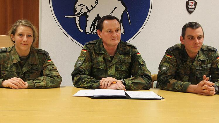 Jasmin Bäuml, Roland Bögel und Sebastian Günther sind Soldaten - und Eltern.
